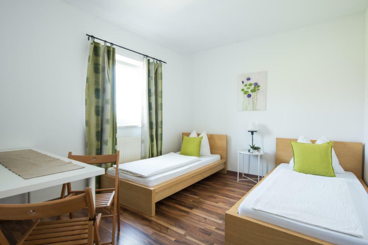 Pension Rosenhof Linz Exteriör bild