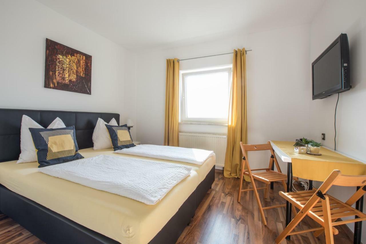 Pension Rosenhof Linz Exteriör bild