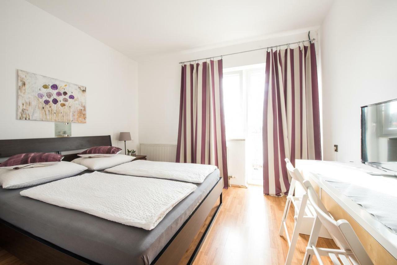 Pension Rosenhof Linz Exteriör bild